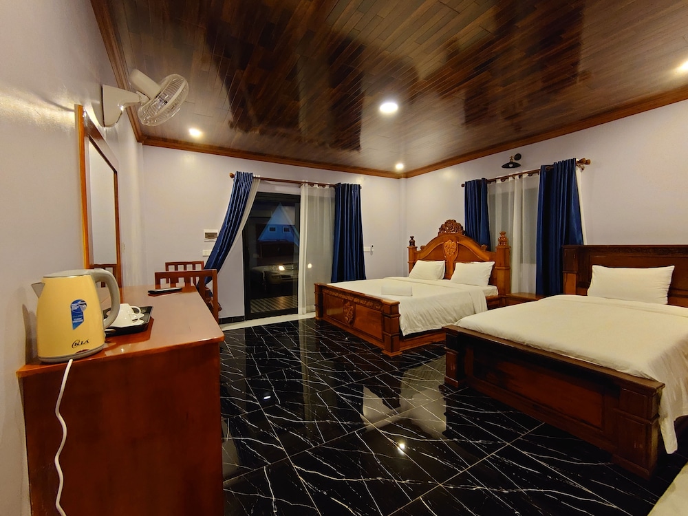 Deluxe Triple Room, Patio, Garden View photo 1