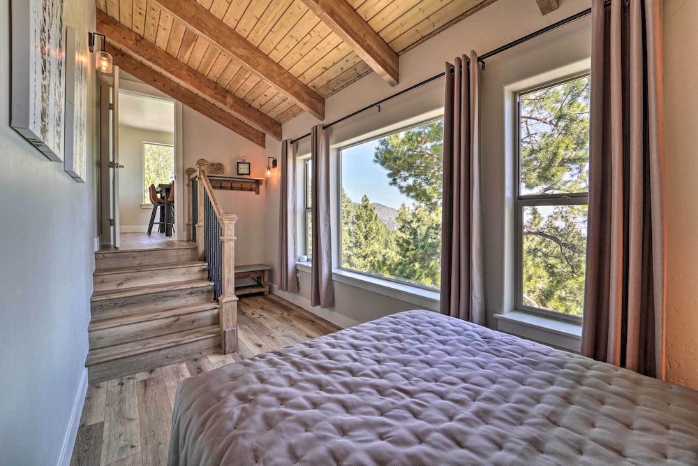 House (6 Bedrooms) photo 3