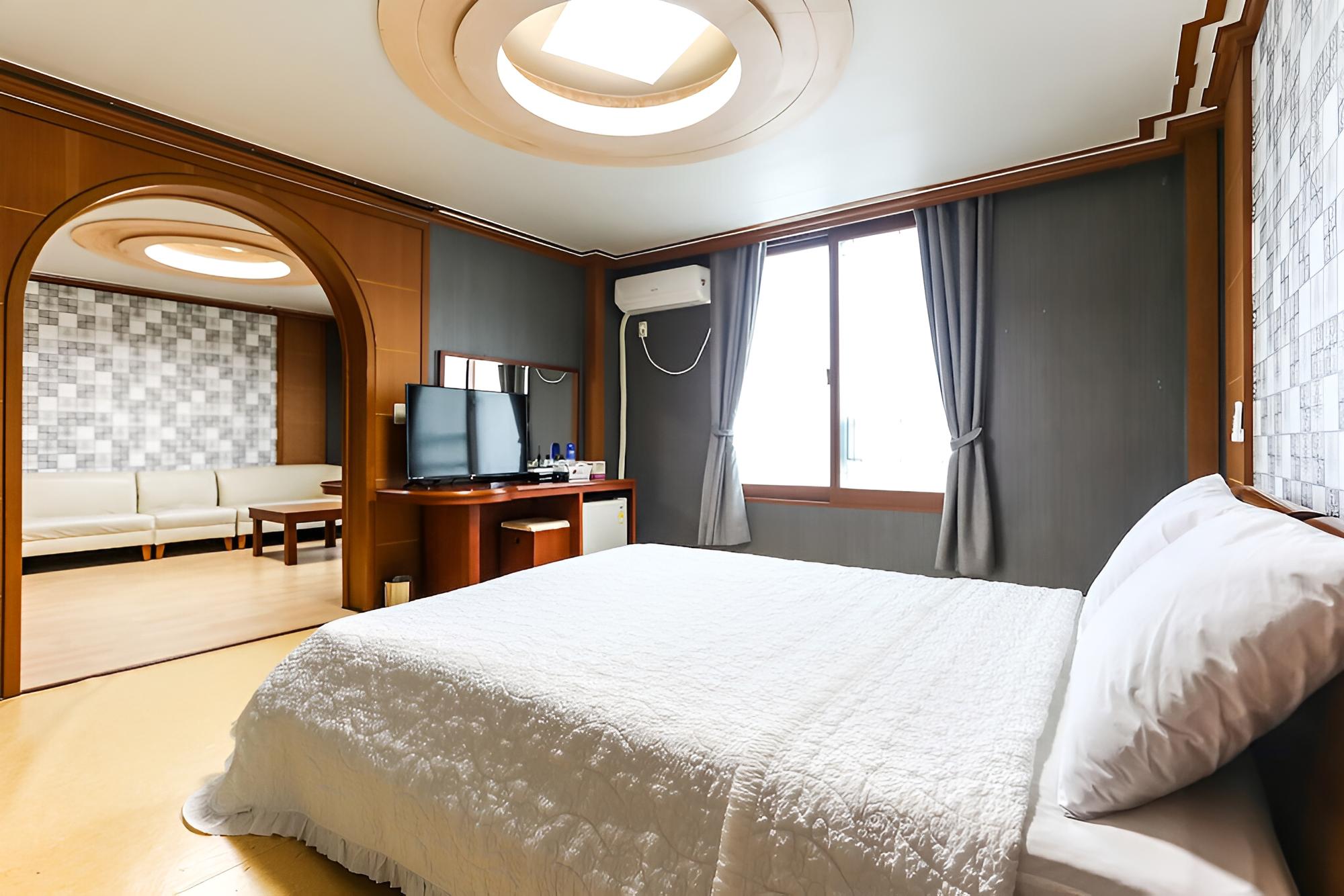 Room (Special Room) - Photo 2