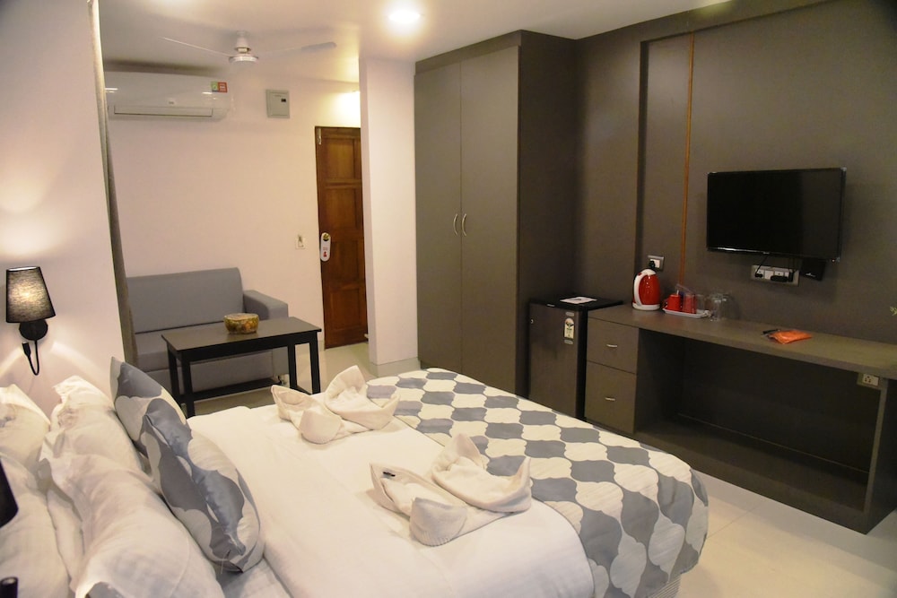 Executive Room - Photo 1