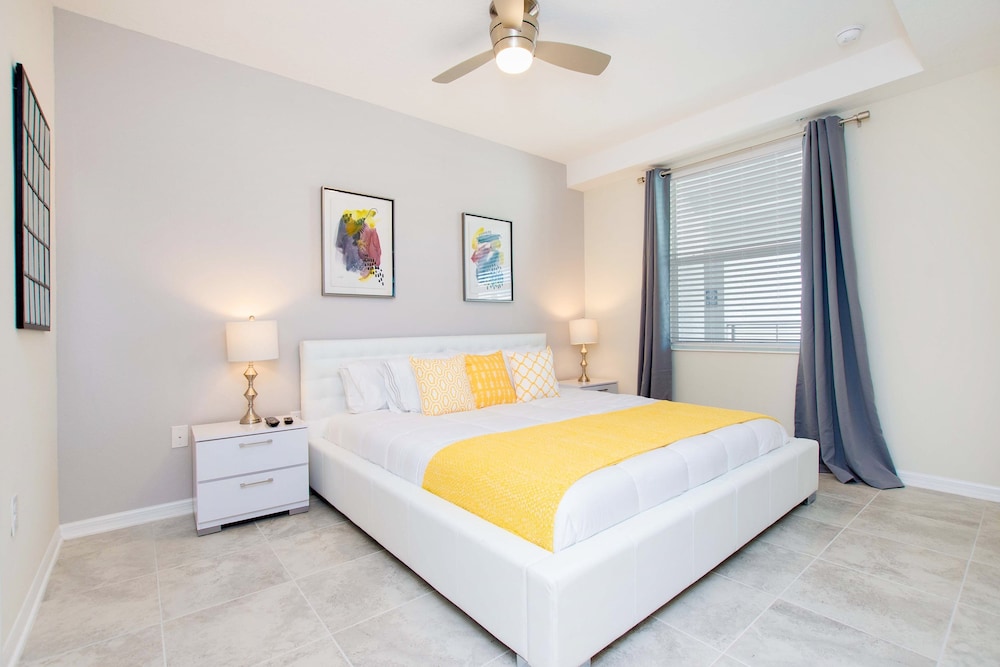 House (3120PARAUNIT306)