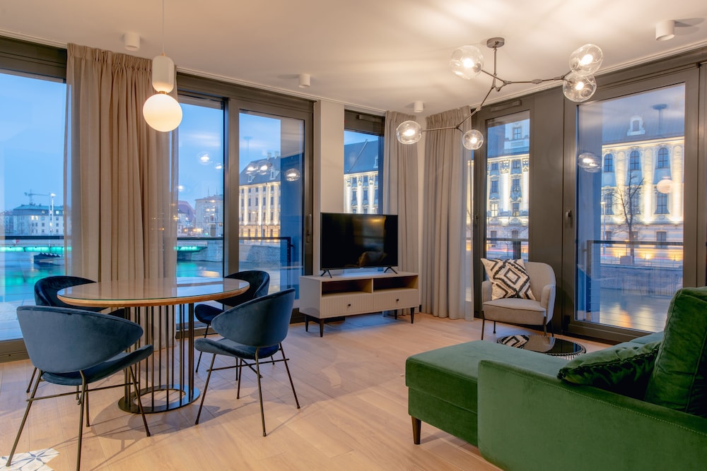 Premier Suite, 1 Bedroom, River View photo 1