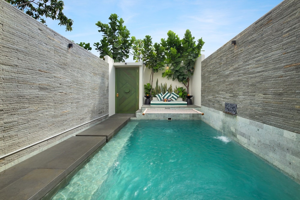 1 Bedroom Villa with Private Pool - Photo 24