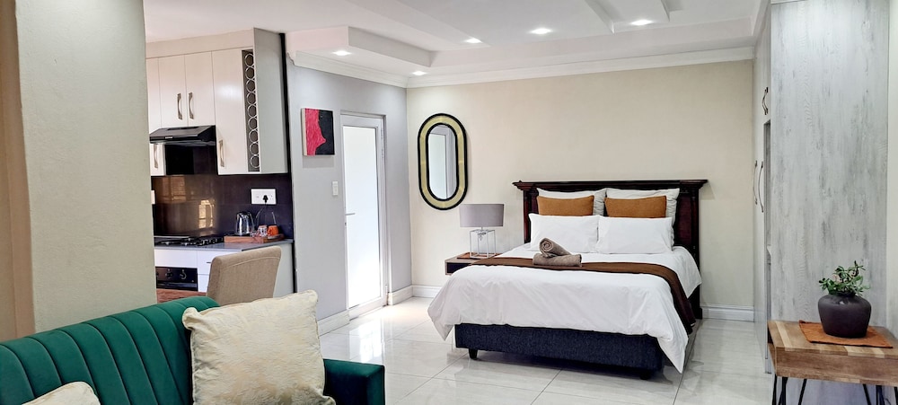 Premier Suite photo 2
