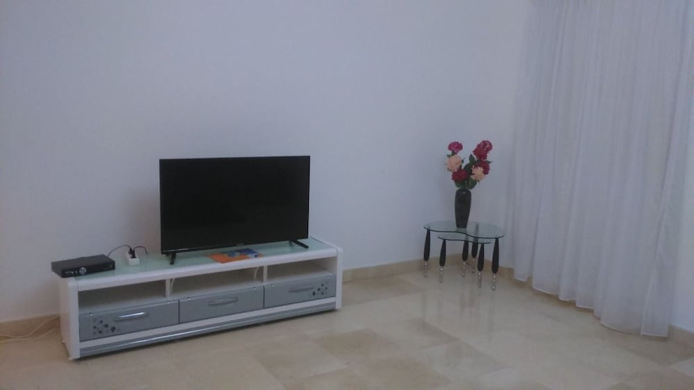 Apartment, 2 Bedrooms - Photo 5