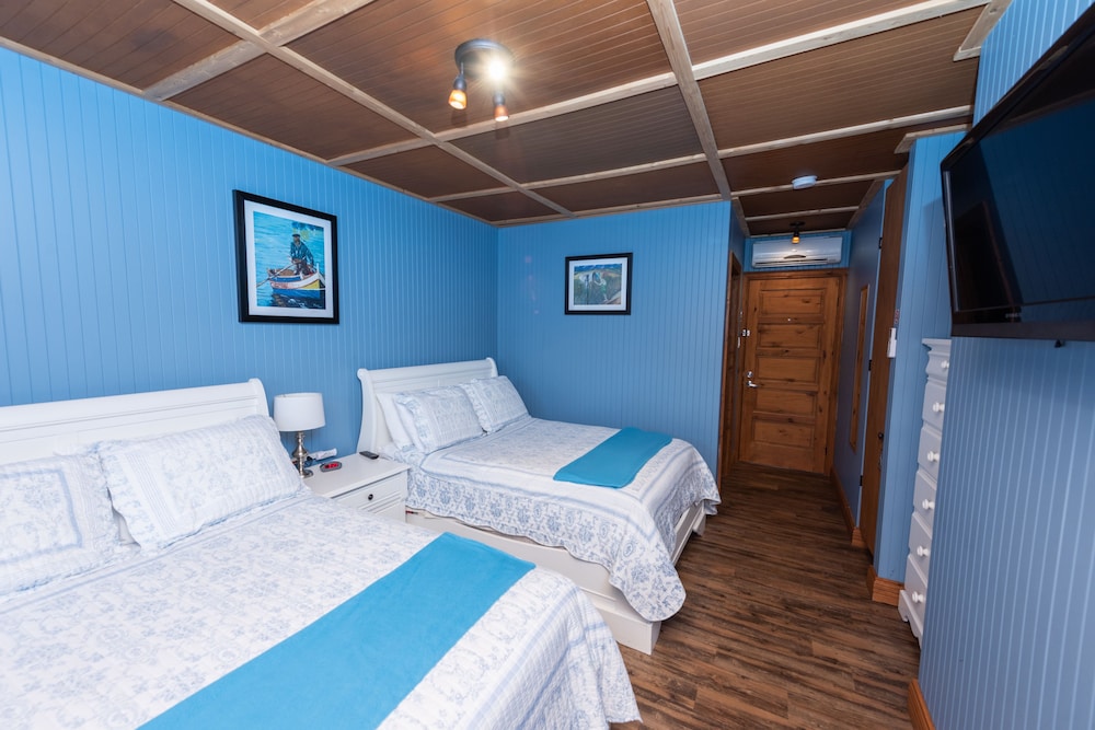 Standard Room, 2 Double Beds photo 1