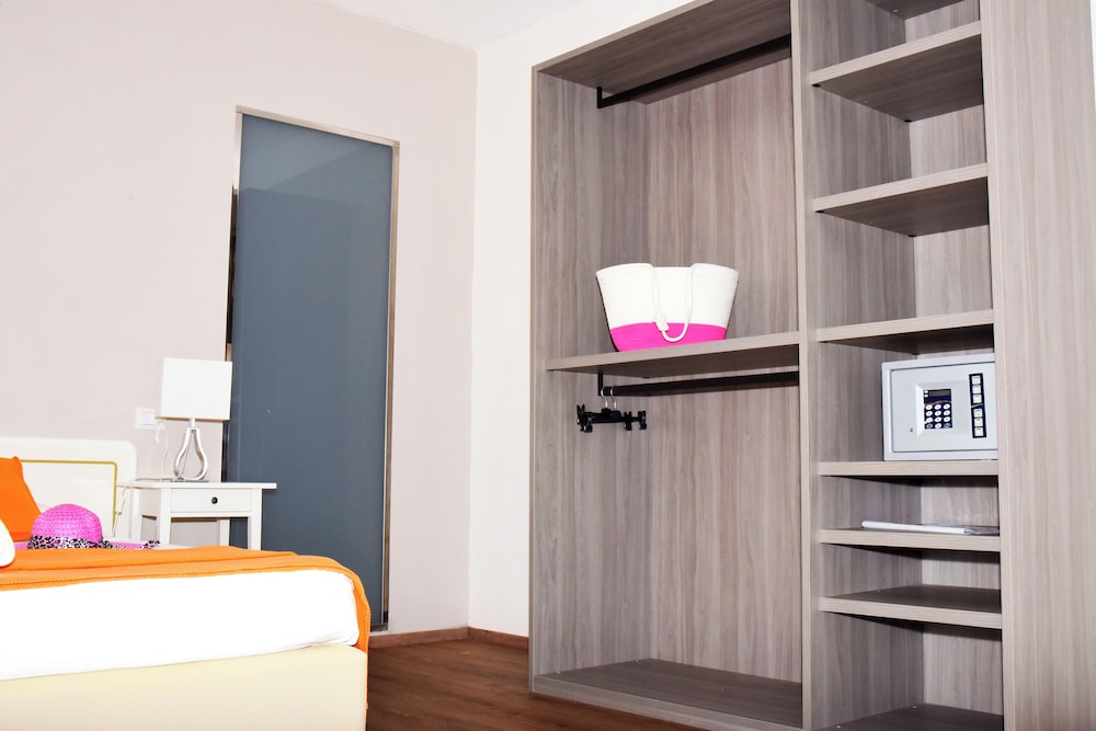 Superior Triple Room, Sea View photo 3