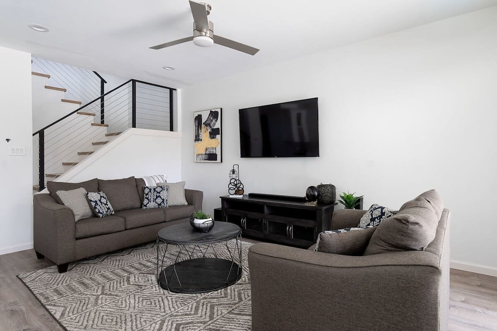 Urban Retreat With Pool Near Downtown Dallas, 写真 43