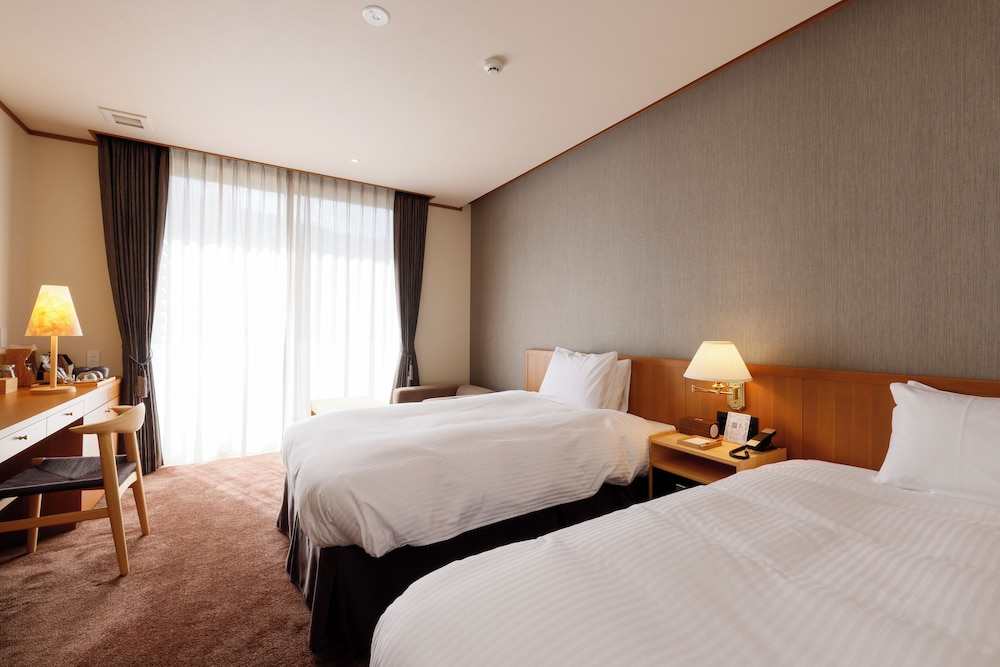 Standard Twin Room, Non Smoking - Photo 1