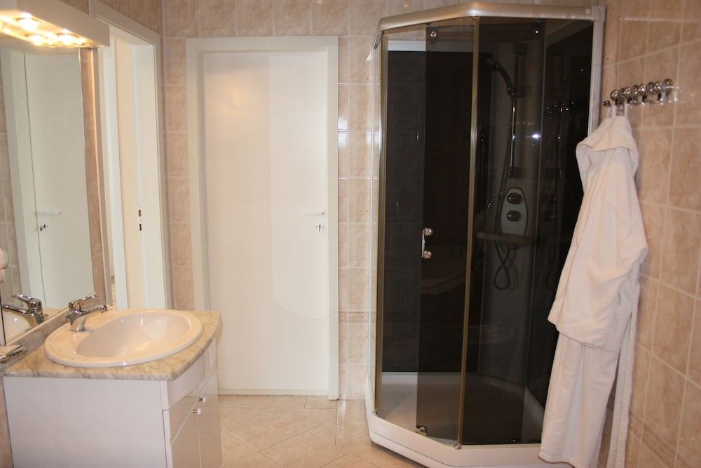 Superior Apartment photo 2