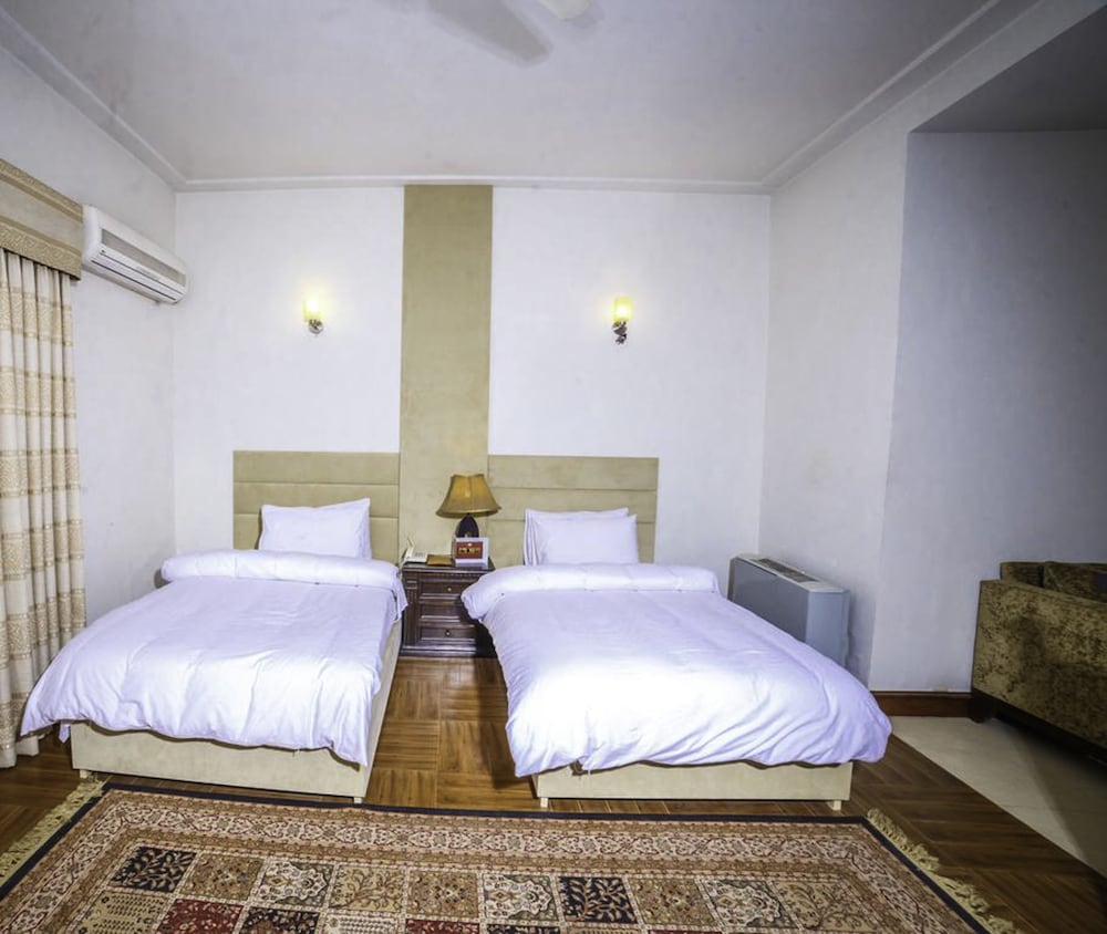 Deluxe Double Room photo 3