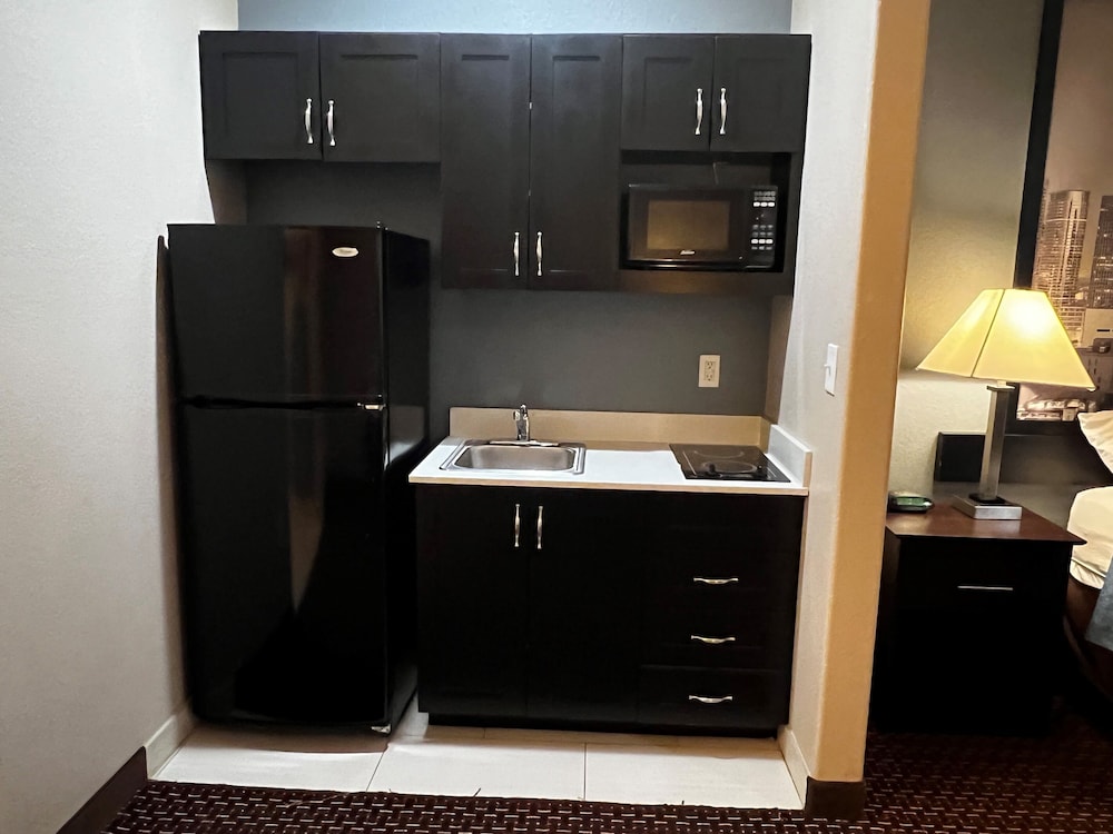Efficiency, Room, 1 King Bed - Photo 2