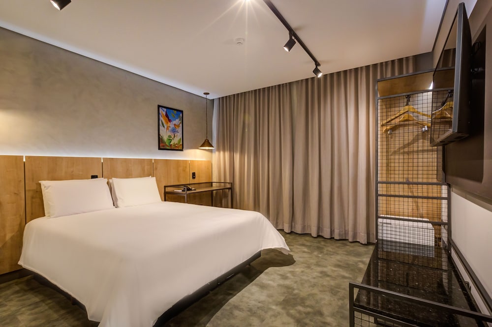 Deluxe Double Room, Accessible - Photo 5