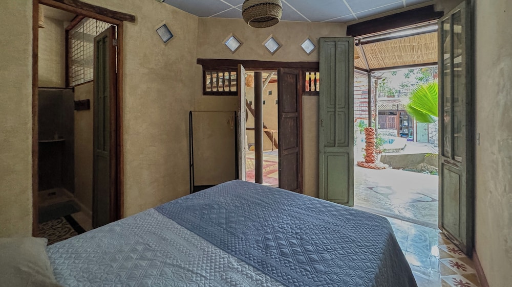 Economy Double Room, Pool View