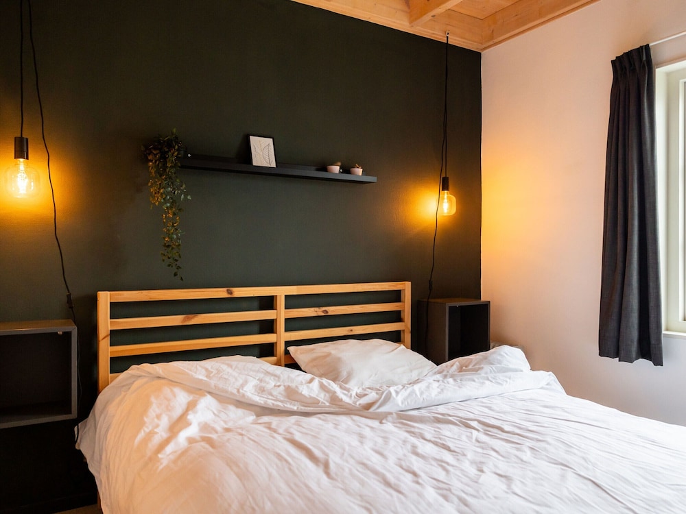 Classic Chalet, 2 Bedrooms photo 1