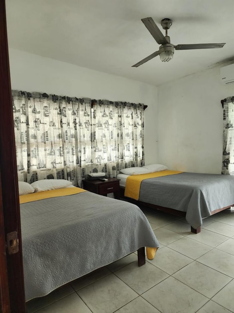 Double Room, 2 Double Beds photo 3