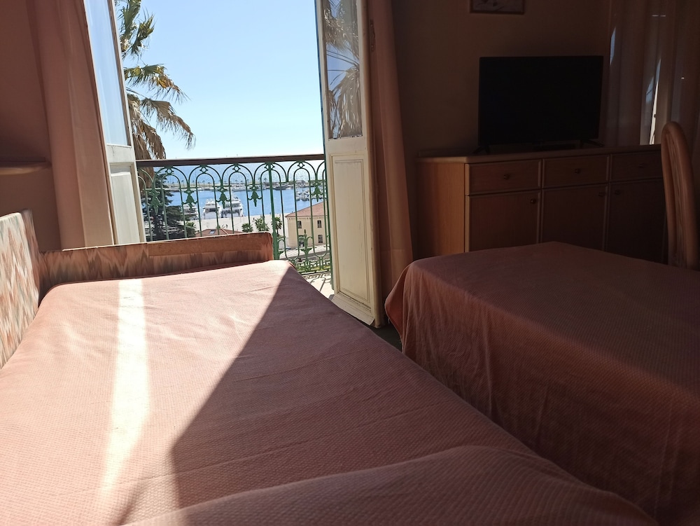 Exclusive Triple Room (per 3 persone) photo 1