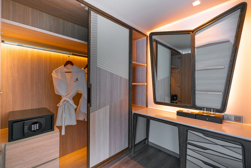 Amethyst Grand Executive - Photo 4