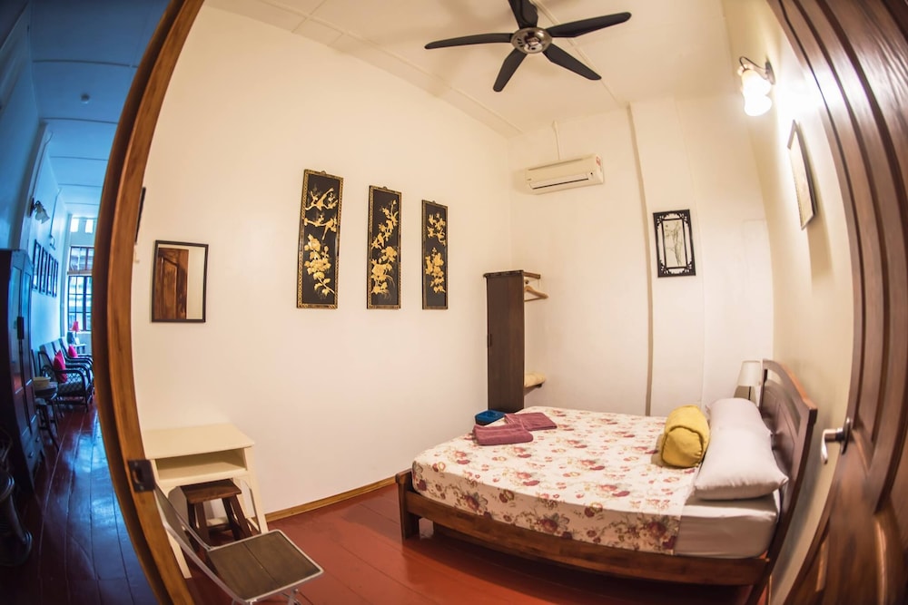 Classic Double Room, 1 Queen Bed, Non Smoking - Photo 13