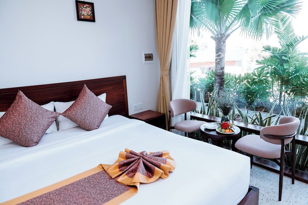 Tropical Garden Pool View Room