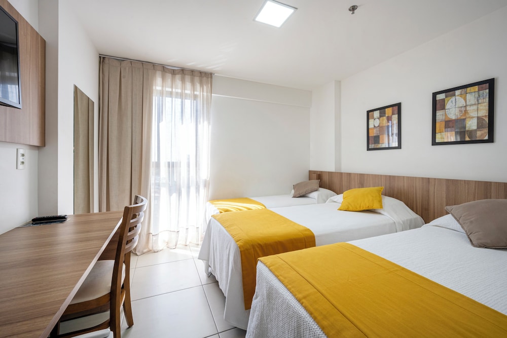 Standard Triple Room - Photo 3
