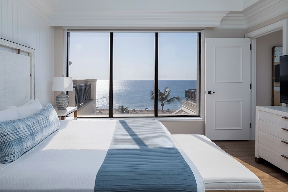Suite, 1 Bedroom, Oceanfront (South Tower | King)
