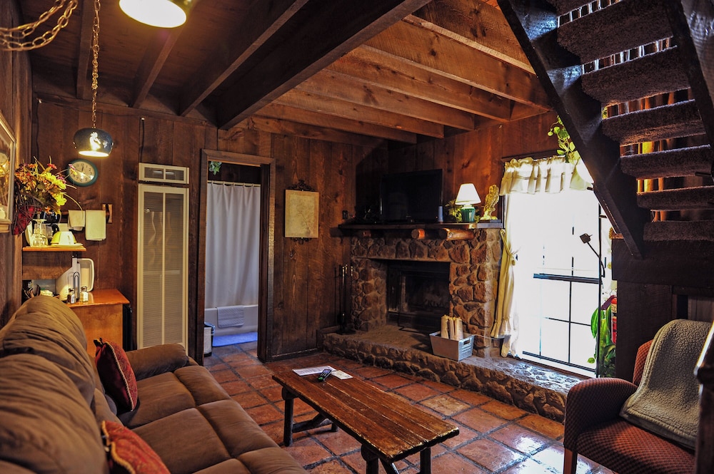 Cabin 4 photo 3
