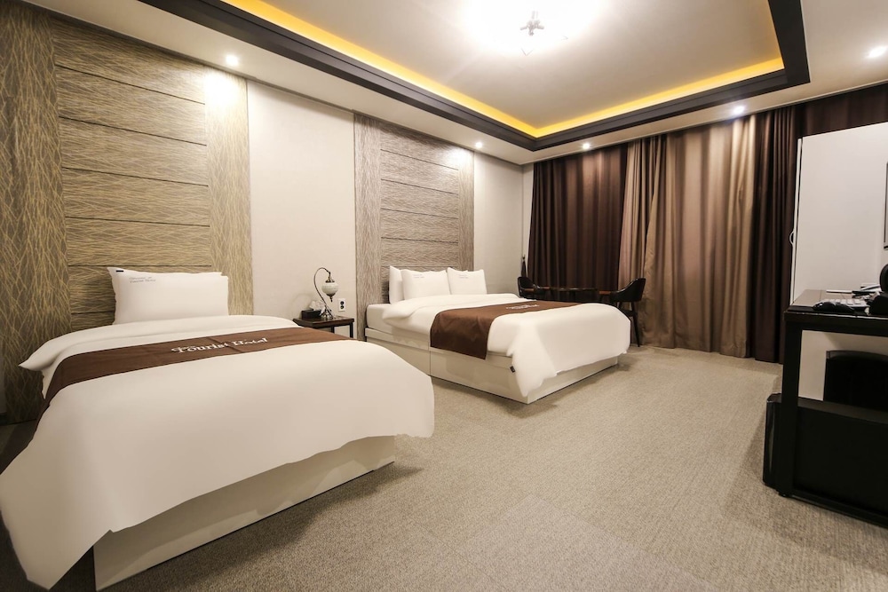 Business Twin Room photo 1