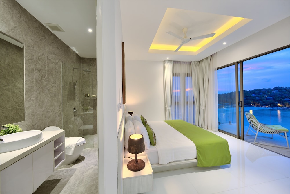 Luxury 5 Bedroom Villa with Ocean View and Private Infinity Pool BY9 photo 3