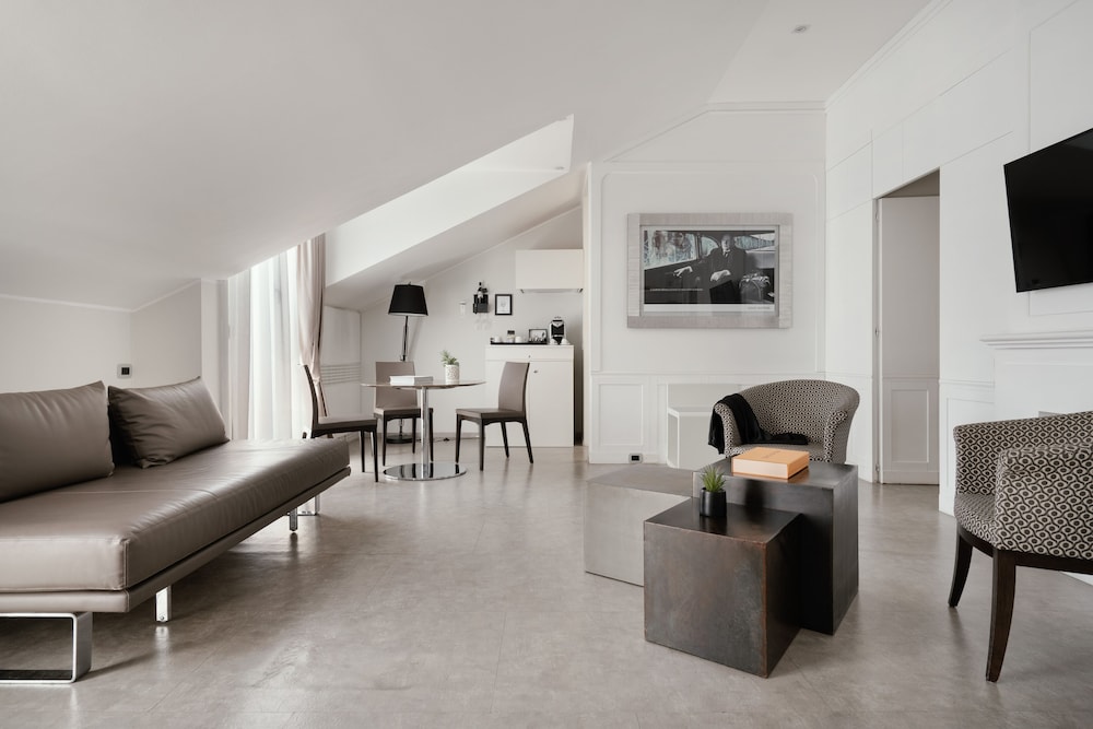 Business Suite