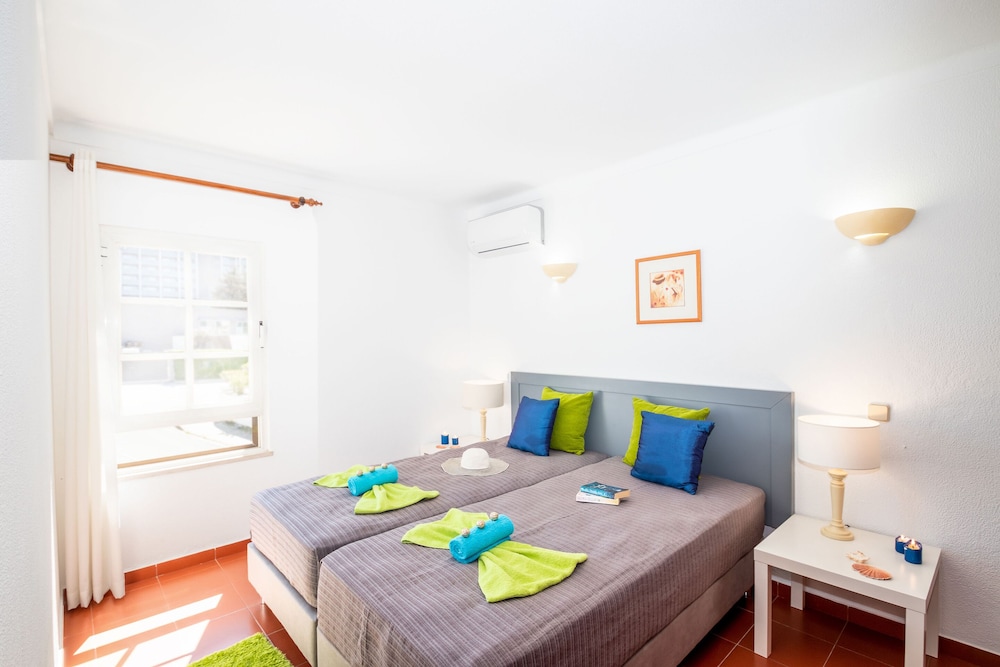 Apartment, 1 Bedroom, Pool Access, Pool View
