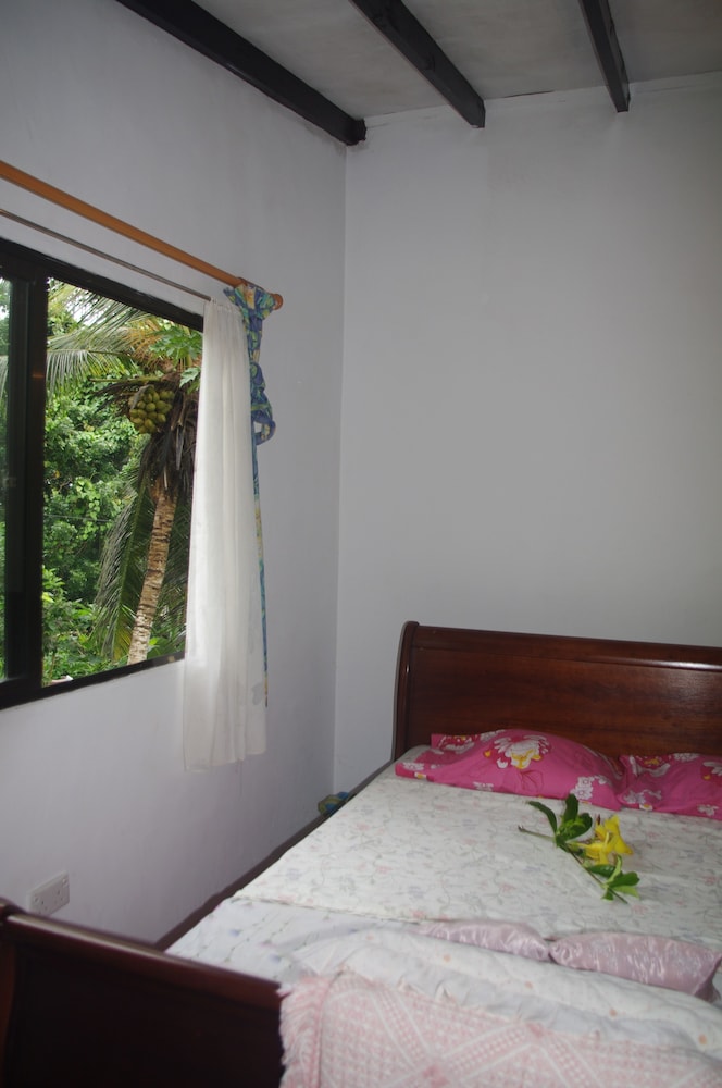 Basic Villa, 3 Bedrooms, Garden View photo 2
