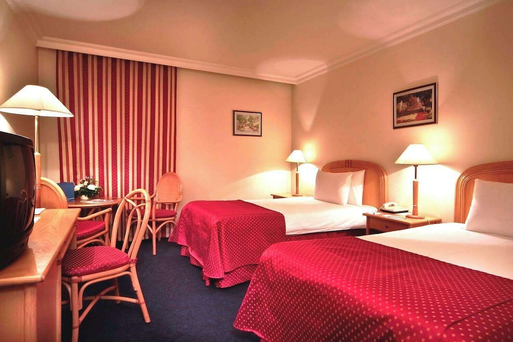 Superior Room, 2 Twin Beds, Non Smoking - Photo 1