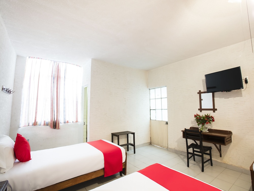 Standard Quadruple Room, Multiple Beds photo 1