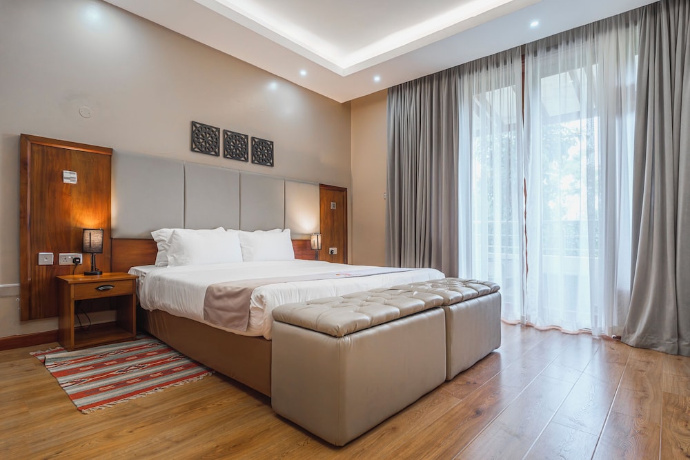 Deluxe Double or Twin Room
