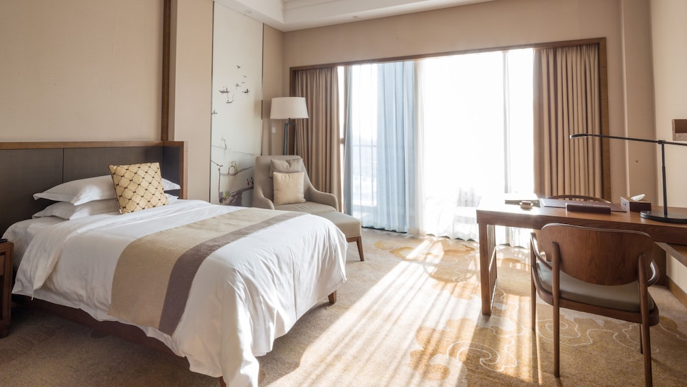 Superior Twin Room, Garden View photo 3