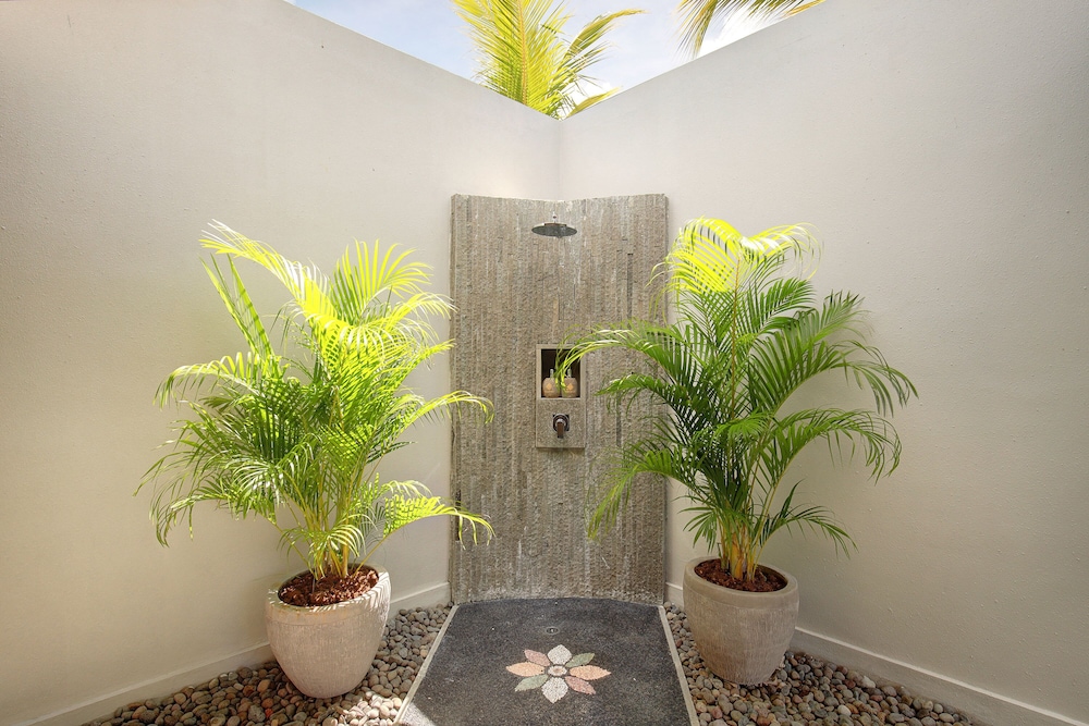One Bedroom Private Pool Villa - Photo 21