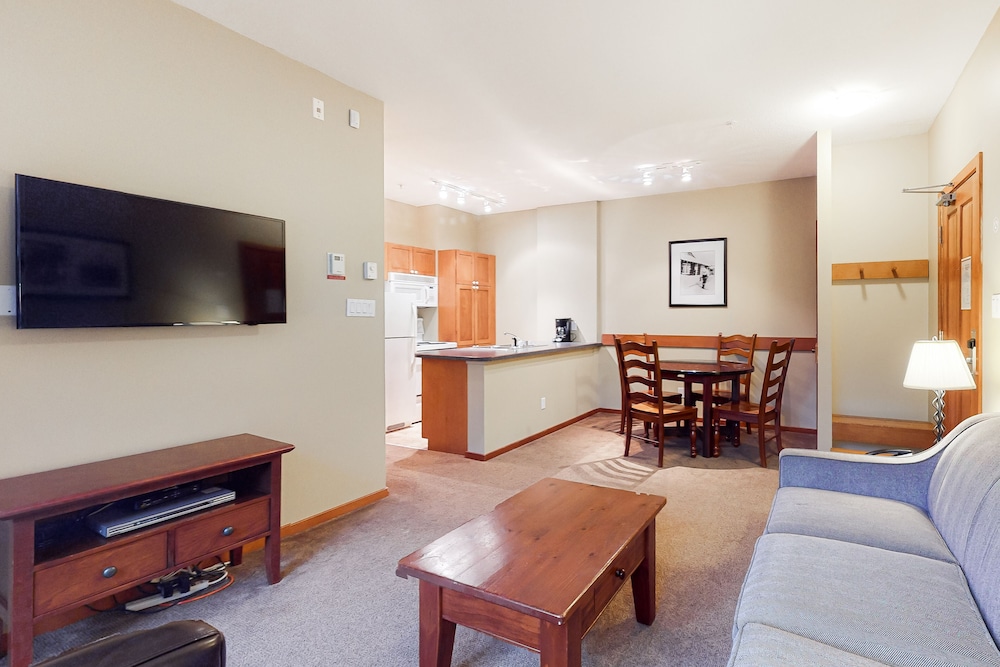 Condo, 1 Bedroom (Mountain View)