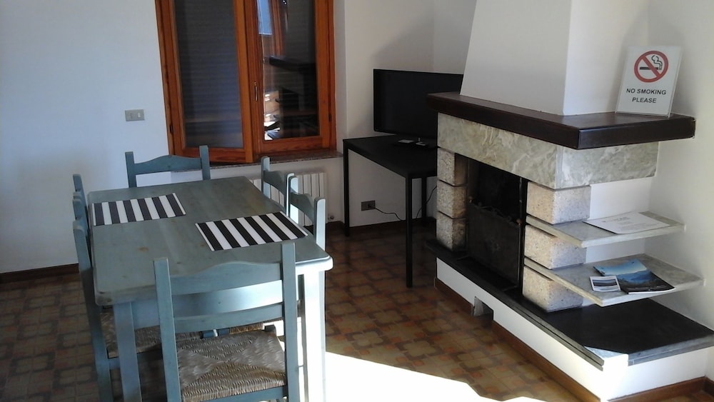 Family Apartment, 1 Bedroom, Kitchen, Lake View photo 2