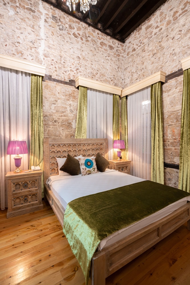 Superior Double Room, City View
