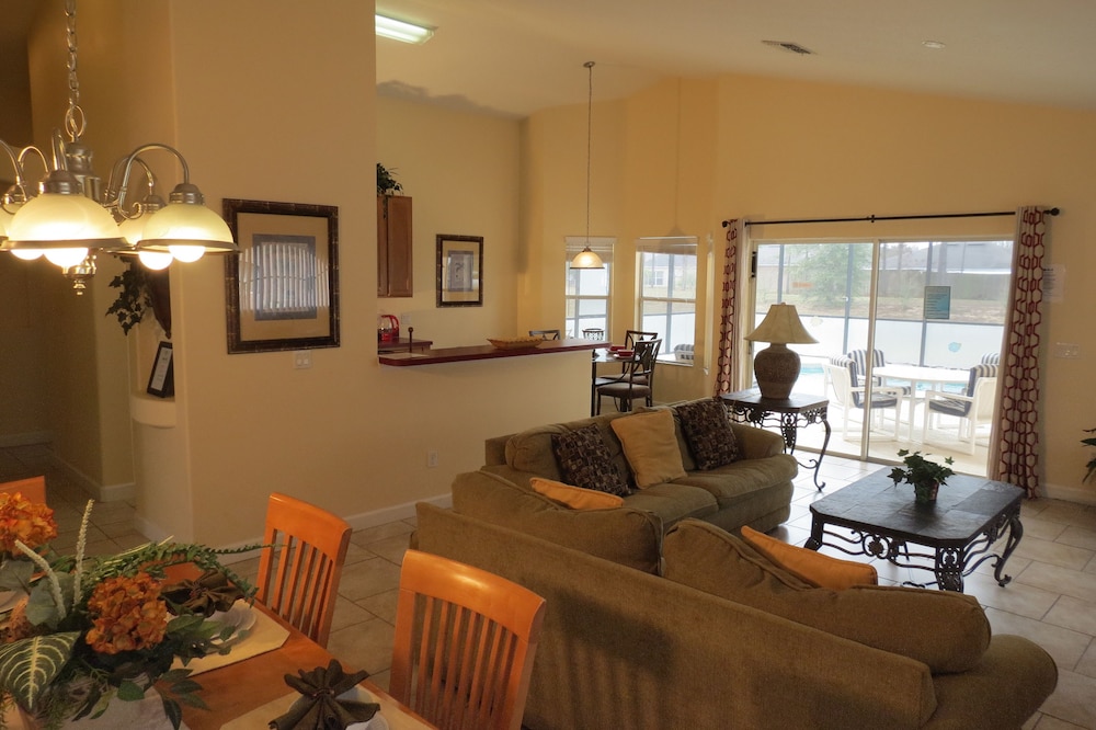 Superior House, 5 Bedrooms, Private Pool photo 2