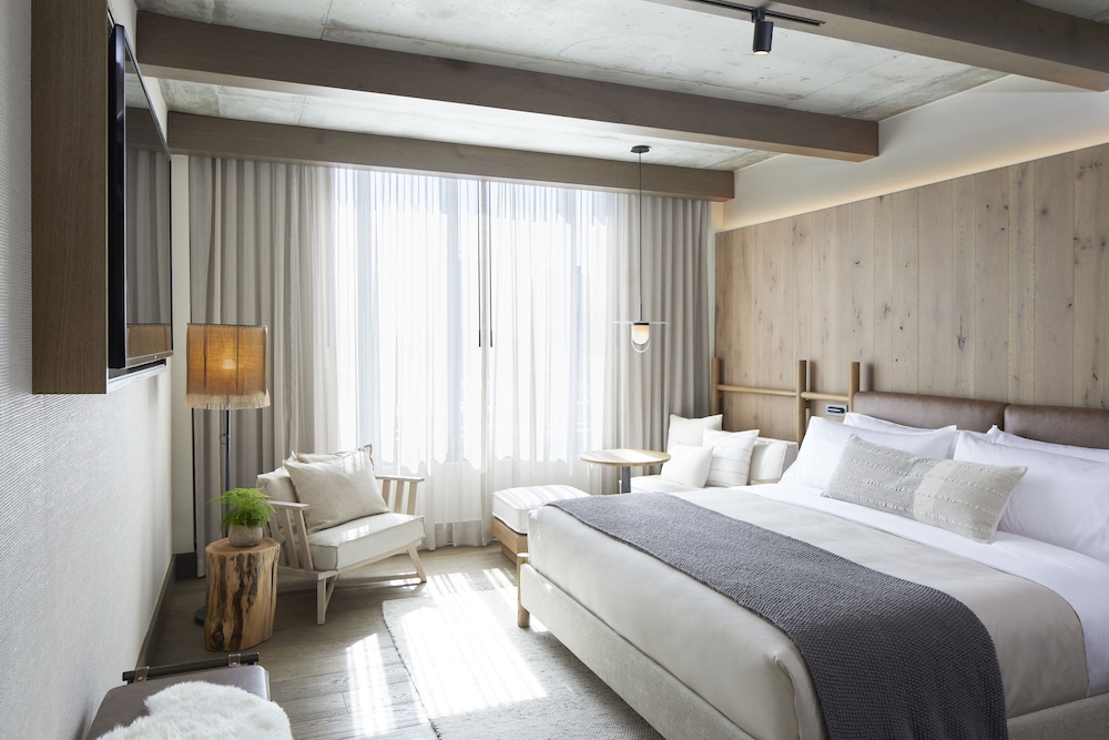Room, 1 King Bed (Alcove) - Photo 2