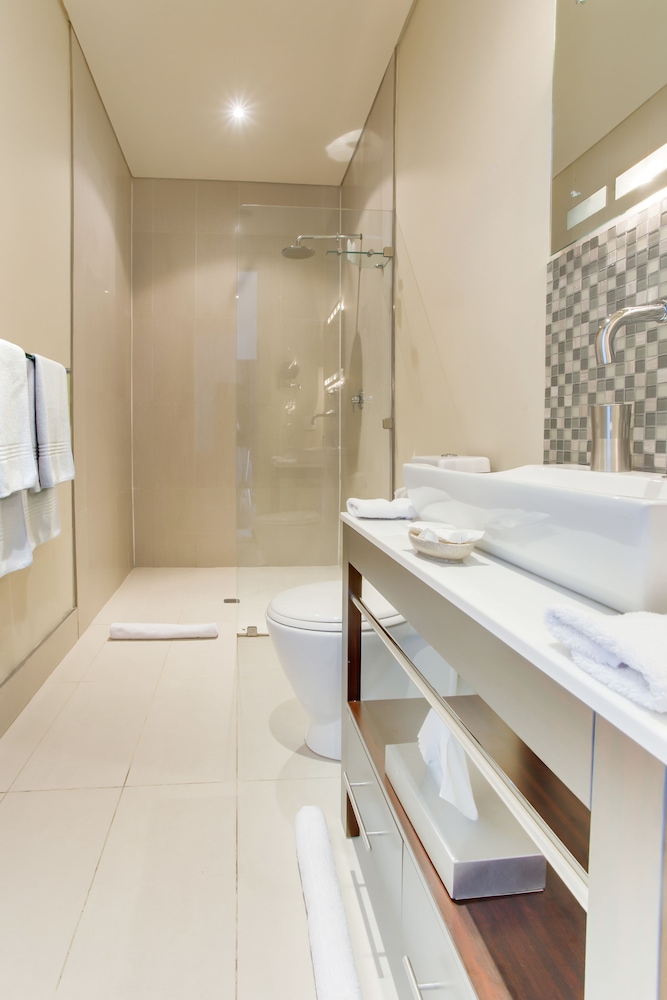 Standard en-suite room - Photo 7