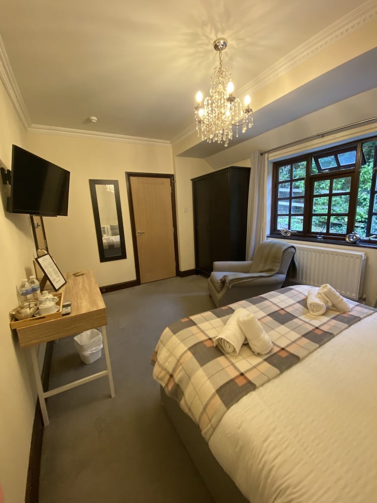 Luxury Double Room, Ensuite - Photo 3