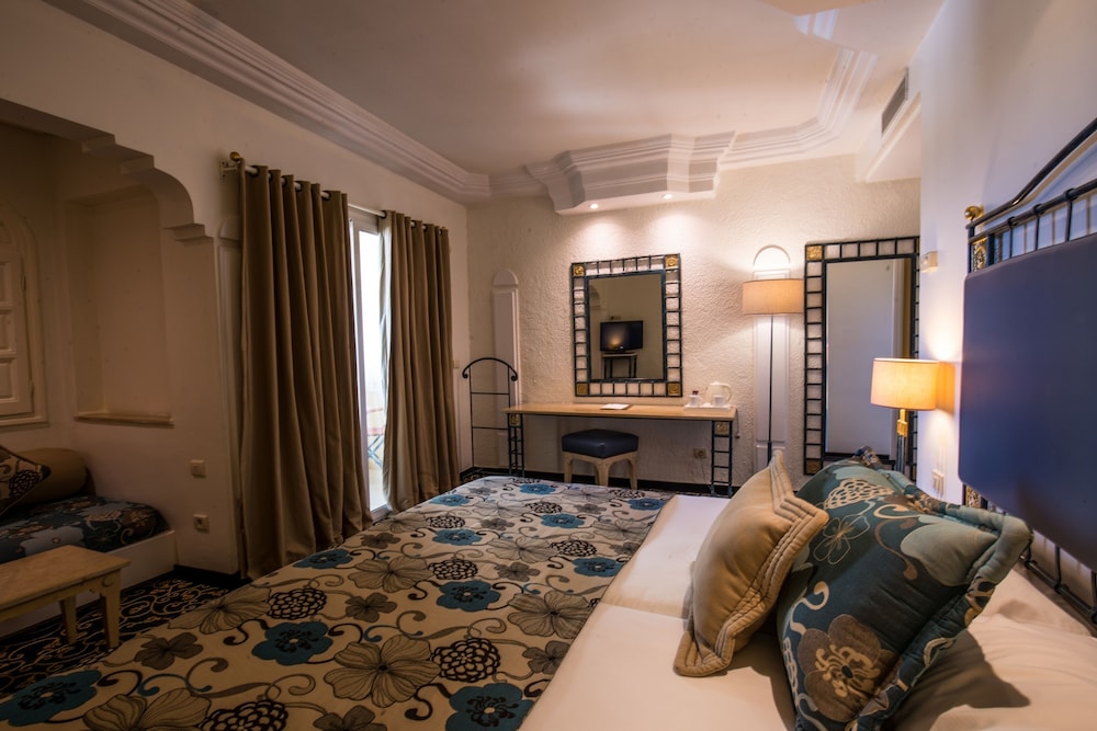 Standard Double Room - Photo 1