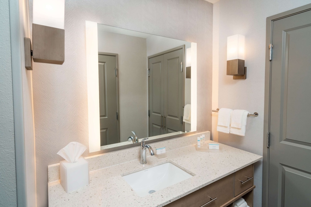 Suite, Multiple Beds, Accessible (Hearing) - Photo 8