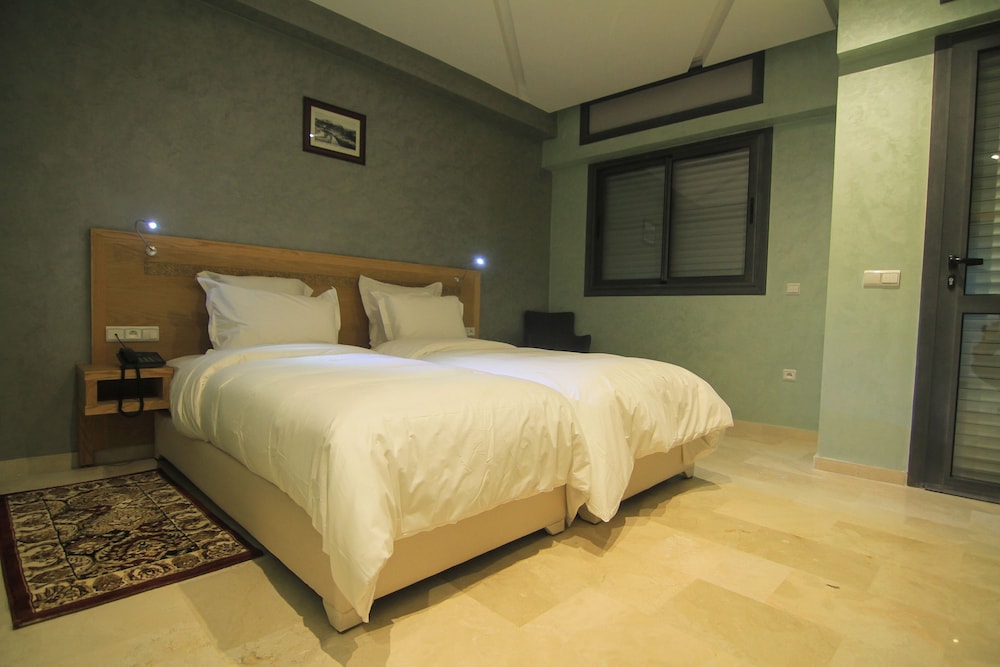 Senior Double Room, Non Smoking photo 2