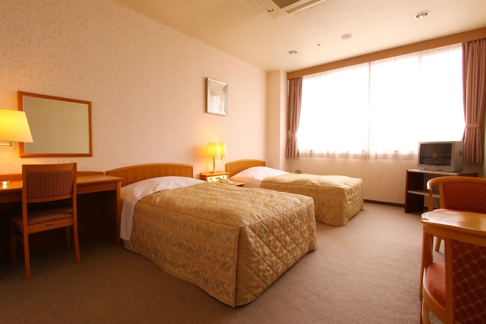 Twin Room, Smoking photo 3