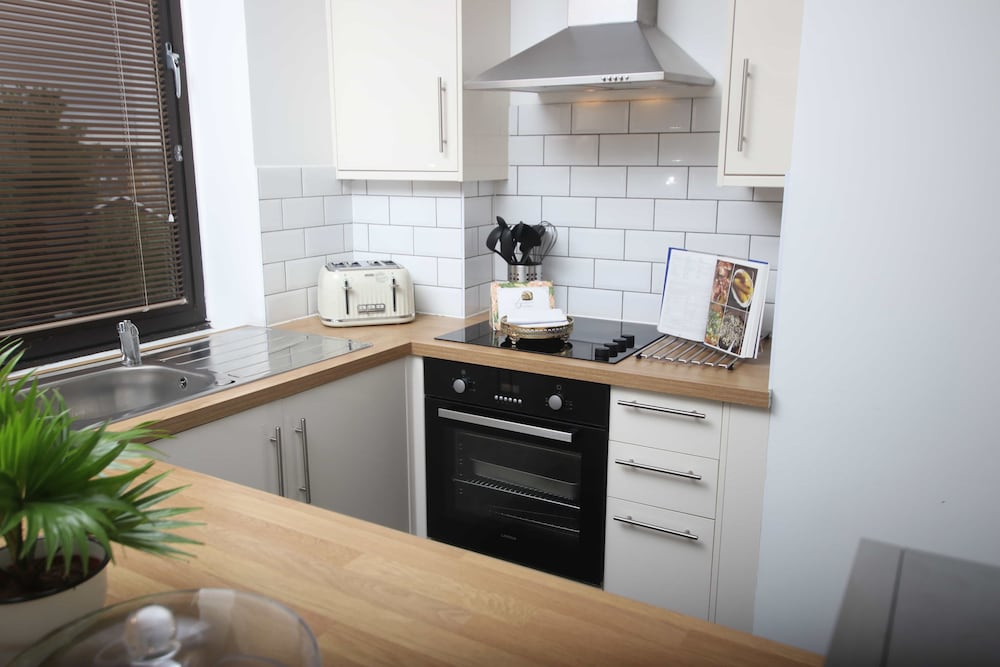 Classic Apartment, 2 Bedrooms, Non Smoking, City View photo 3