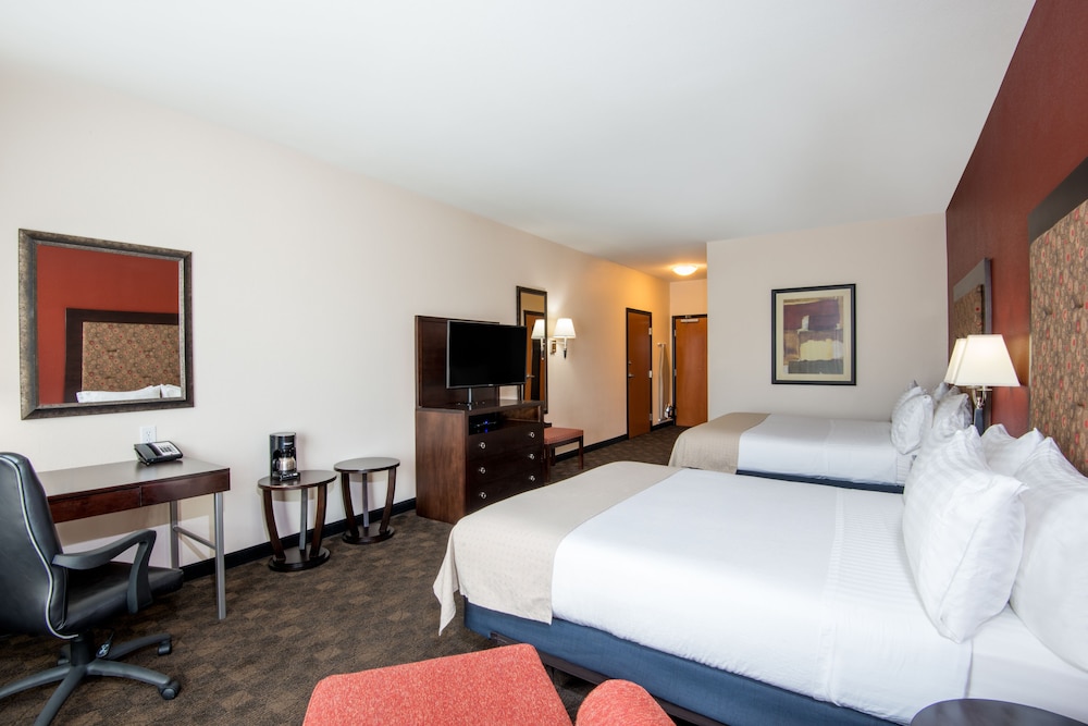 Standard Room, 2 Double Beds, Accessible (Hearing Accessible) - Photo 1
